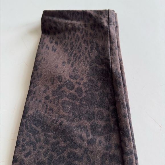 Matty M Leggings S Brown/Black Leopard Print.  27” inseam NWOT - Picture 3 of 3